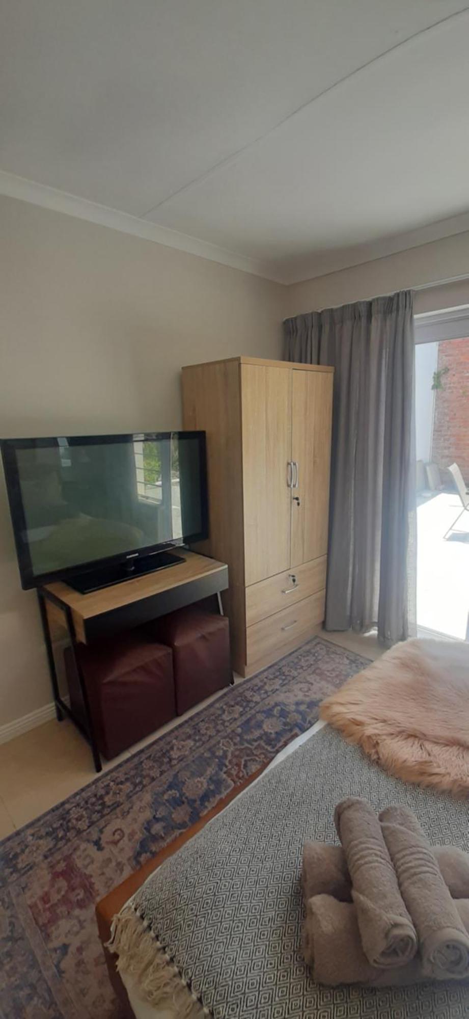 Beachview Guest Suites Port Elizabeth Exterior photo