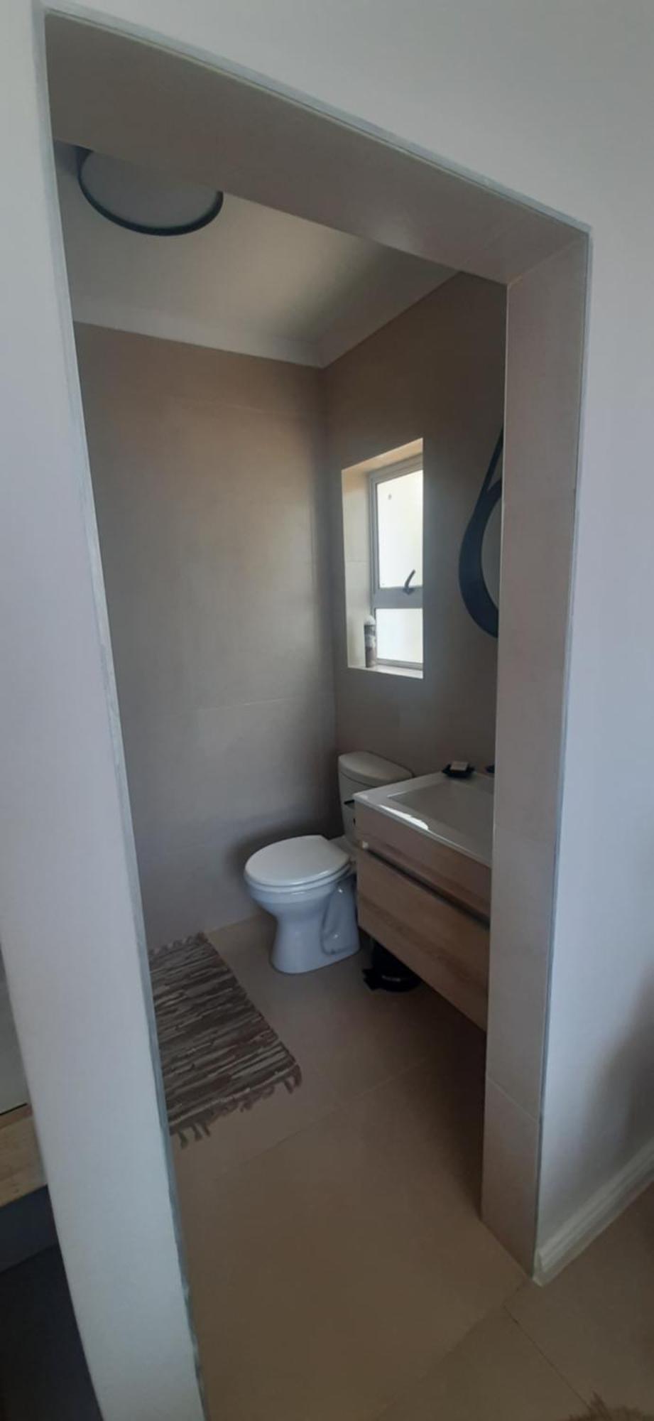 Beachview Guest Suites Port Elizabeth Exterior photo