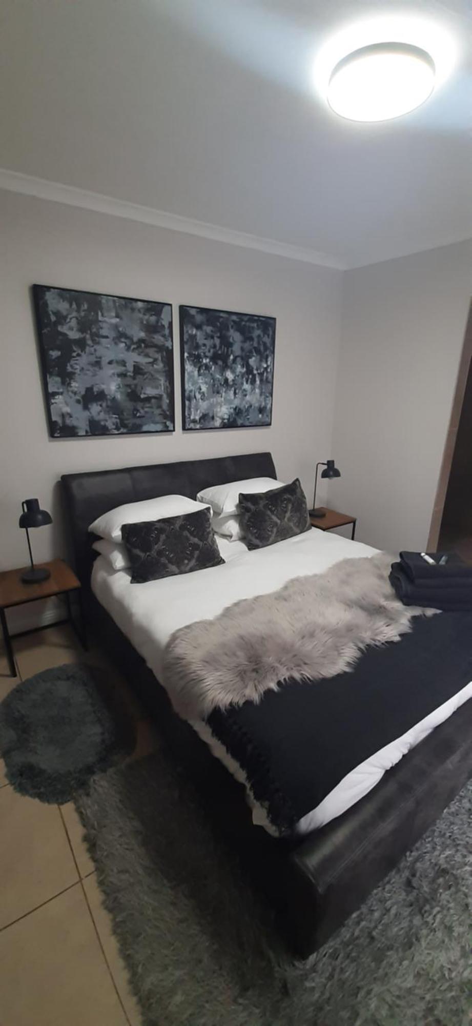 Beachview Guest Suites Port Elizabeth Exterior photo