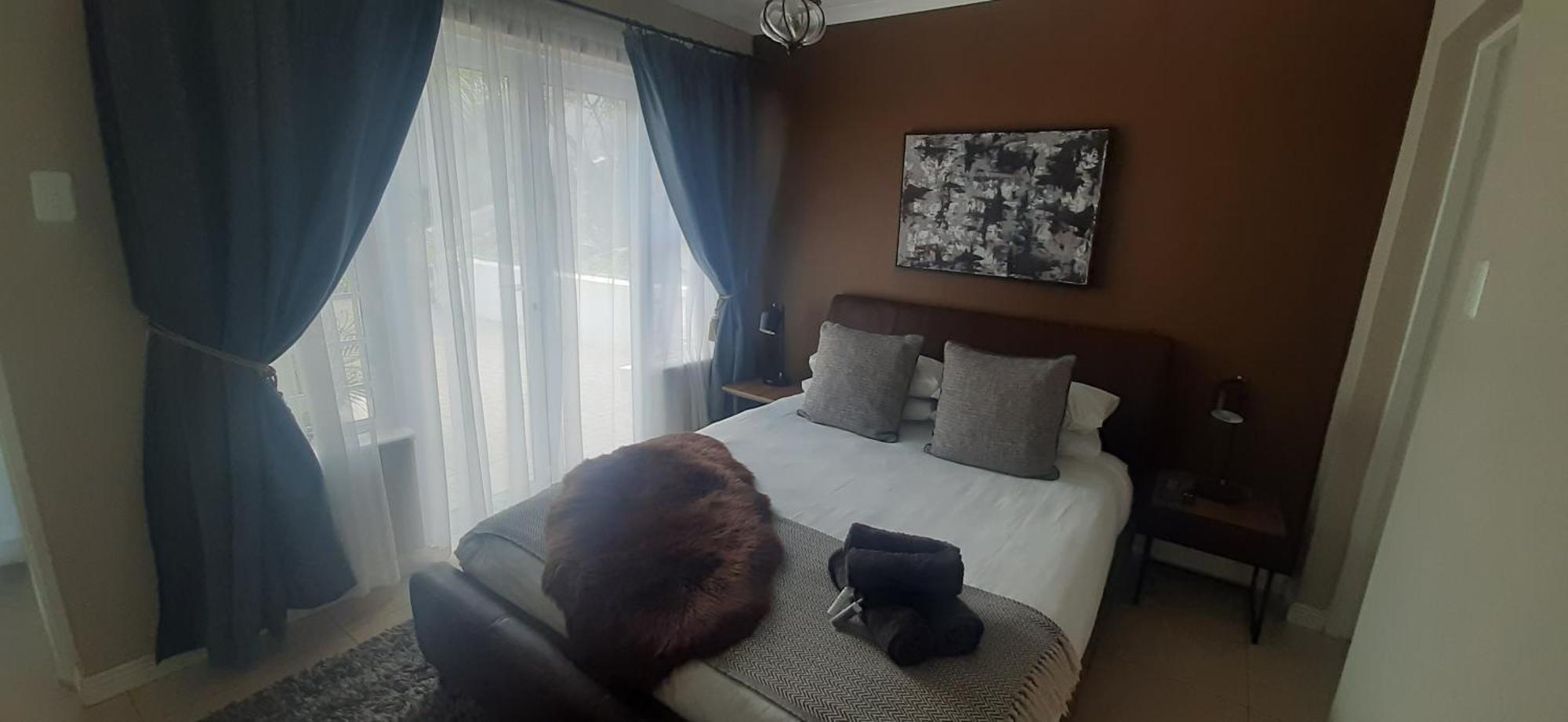 Beachview Guest Suites Port Elizabeth Exterior photo